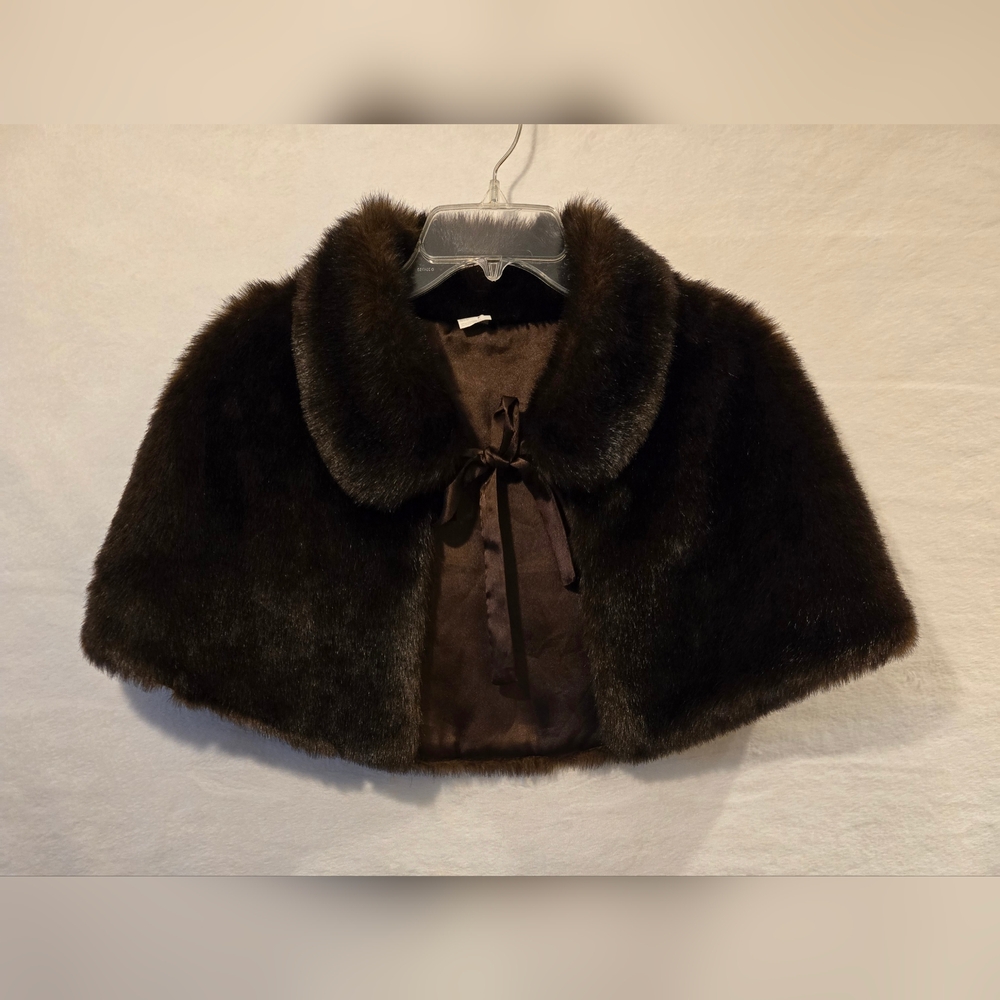 Vintage-Inspired Women's (Dark Brown) Faux Fur Bolero Capelet with Satin Tie